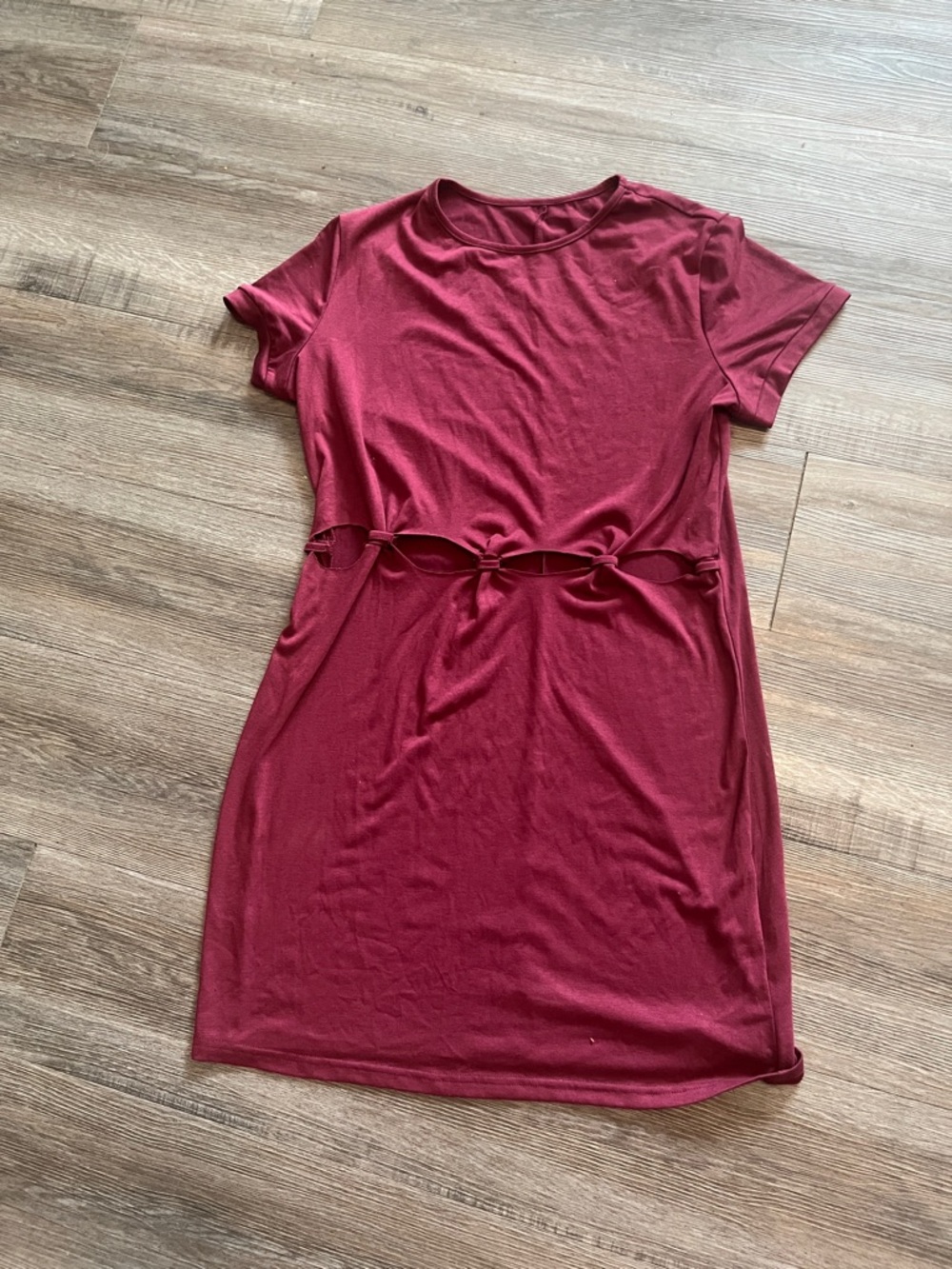 SHEIN Burgundy Short Sleeve Cutout Mini Dress